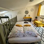 Face Au Canal Du Midi